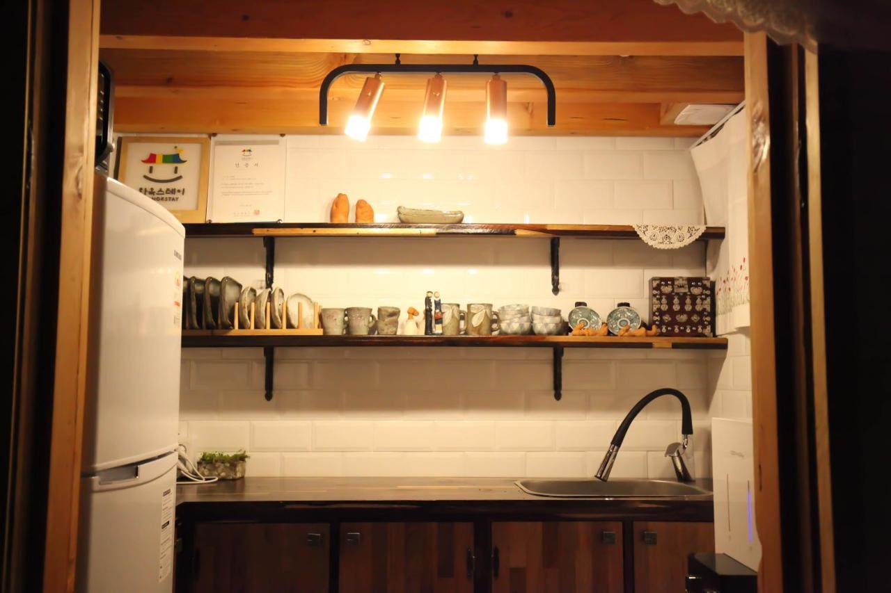 Samlockhon Hanokstay Jeonju Extérieur photo